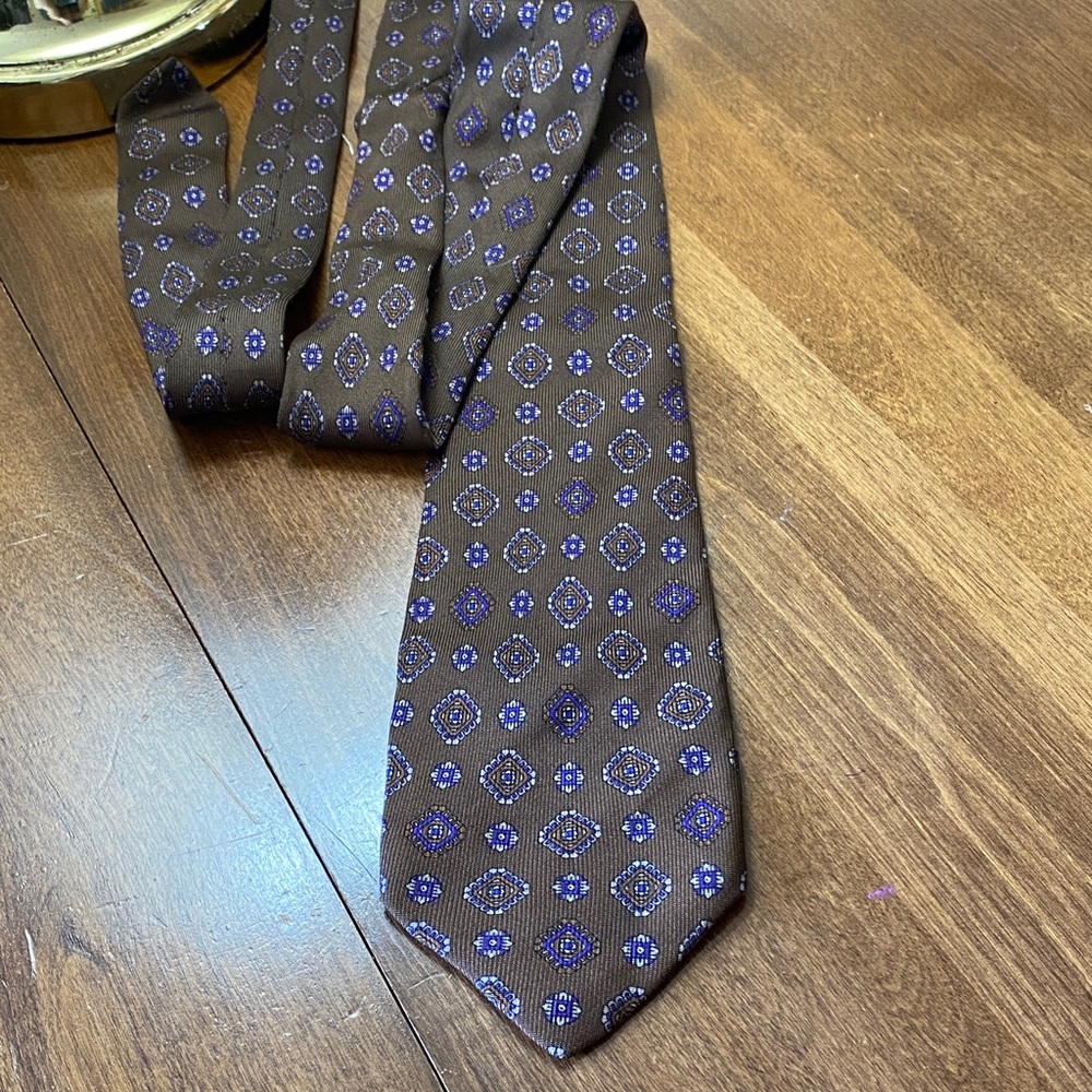 Classic Brown Tie with Blue Accents